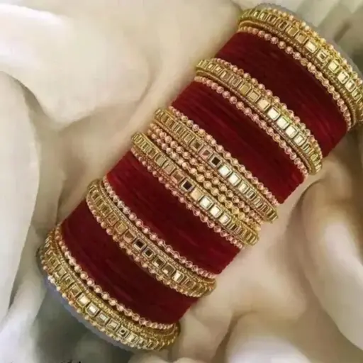 Beautiful Metal Bangle set for Women & Girls (Net Q = 10)